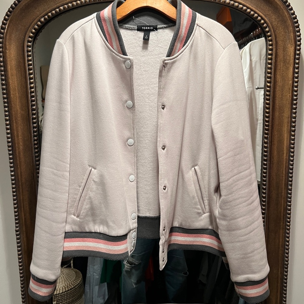 Torrid Ivory & Multi Stripe Trim Fleece Crop Bomber Jacket - Picture 3 of 5